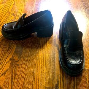 Michael Kohrs, leather upper, chunky heel loafers, excellent condition